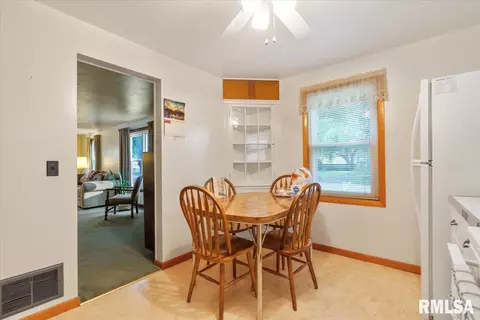 3530 Sherman St, Springfield, IL 62703 photo 8