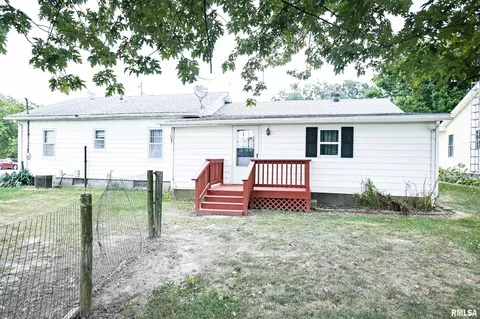 106 S Ash St, Pittsfield, IL 62363 photo 13