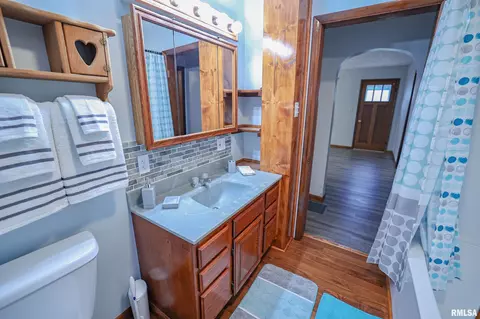 106 S Ash St, Pittsfield, IL 62363 photo 32
