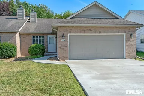 2214 Cormorant Dr, Springfield, IL 62704