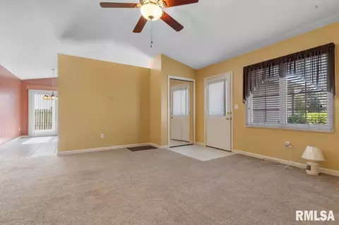 2214 Cormorant Dr, Springfield, IL 62704 photo 3
