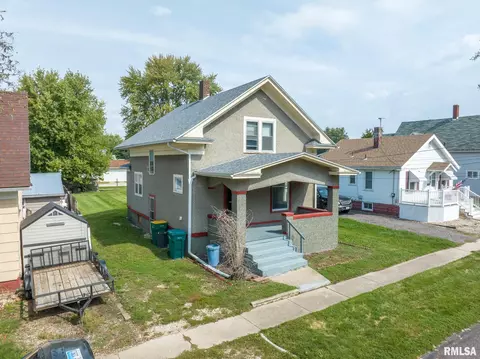 1929 Washington St, Galesburg, IL 61401