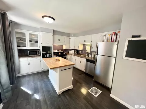 534 S State St, Springfield, IL 62704 photo 4