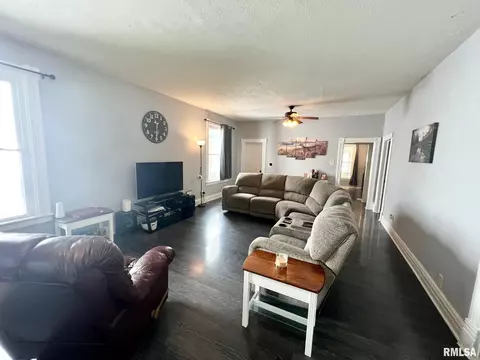 534 S State St, Springfield, IL 62704 photo 12
