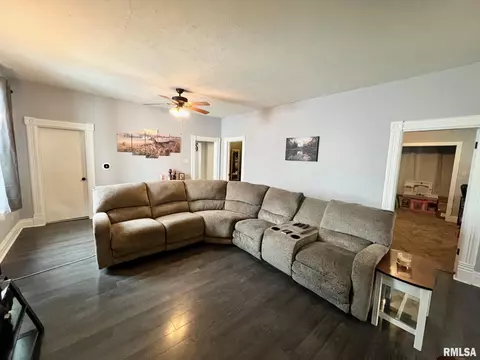 534 S State St, Springfield, IL 62704 photo 14