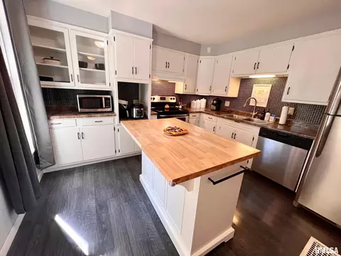 534 S State St, Springfield, IL 62704 photo 8