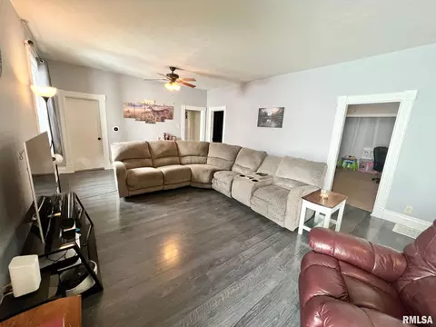 534 S State St, Springfield, IL 62704 photo 11