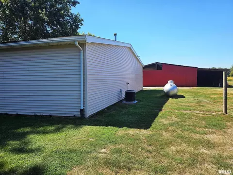 5988 Hettick Rd, Hettick, IL 62649 photo 13