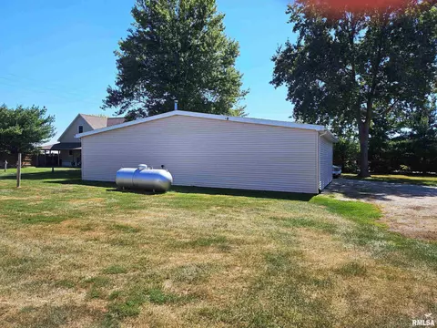 5988 Hettick Rd, Hettick, IL 62649 photo 12