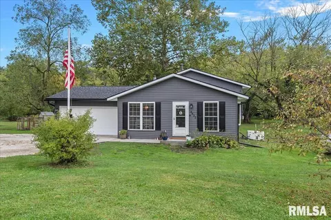 4432 Spaulding Orchard Rd, Springfield, IL 62711 photo 2