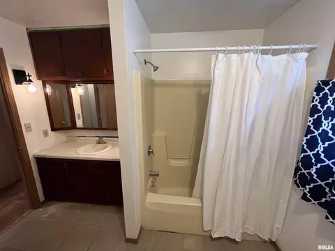 2013 E Keys Ave, Springfield, IL 62702 photo 15