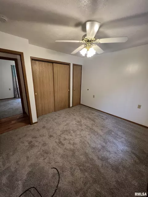2013 E Keys Ave, Springfield, IL 62702 photo 12