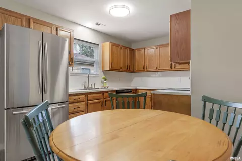 3108 Lakeshire Dr, Springfield, IL 62707 photo 5