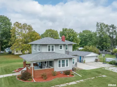 701 N Main St, Abingdon, IL 61410