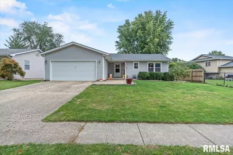 2029 Croydon Dr, Springfield, IL 62703