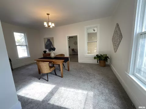 1436 N 4th St, Springfield, IL 62702 photo 8