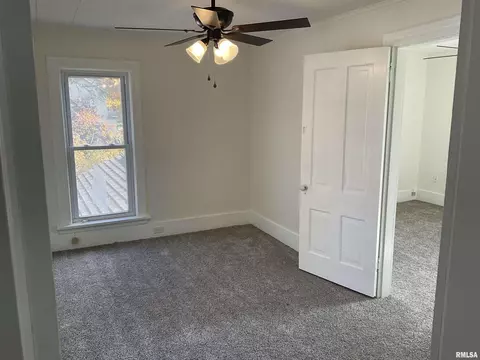 1436 N 4th St, Springfield, IL 62702 photo 11