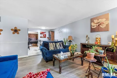 7 Marquette Rd, Springfield, IL 62712 photo 8