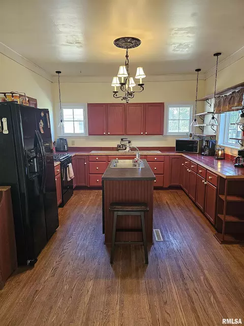 Kitchen - 206 S State St, Henderson, IL 61439 photo 2 of 4