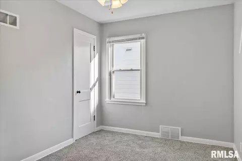 1720 N 22nd St, Springfield, IL 62702 photo 17