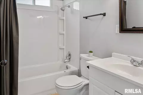1720 N 22nd St, Springfield, IL 62702 photo 12