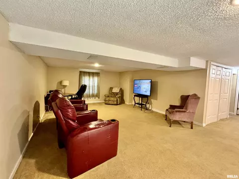 865 Roanoke Dr, Springfield, IL 62702 photo 29