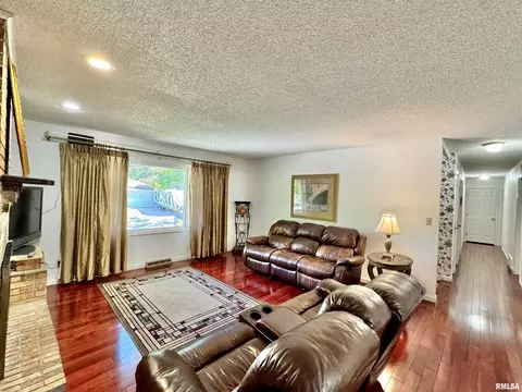865 Roanoke Dr, Springfield, IL 62702 photo 7