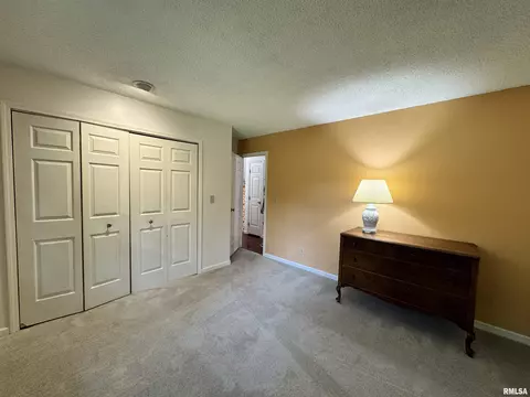 865 Roanoke Dr, Springfield, IL 62702 photo 26