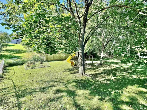 865 Roanoke Dr, Springfield, IL 62702 photo 36