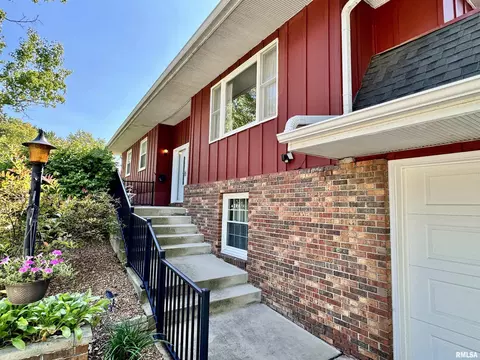 865 Roanoke Dr, Springfield, IL 62702 photo 4