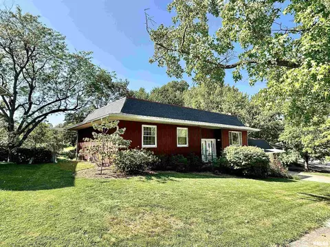 865 Roanoke Dr, Springfield, IL 62702 photo 3