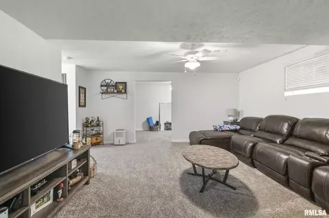 4404 Castle Pines Dr, Springfield, IL 62711 photo 25
