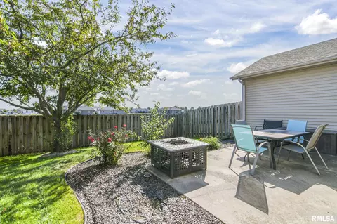 4404 Castle Pines Dr, Springfield, IL 62711 photo 32