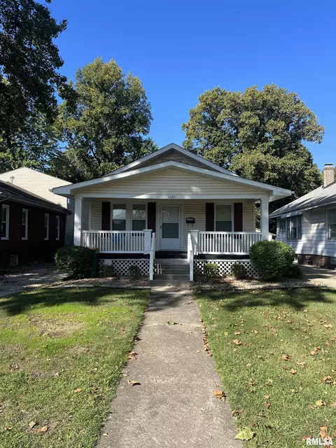 1729 Dial Ct, Springfield, IL 62712
