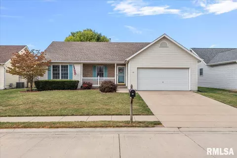 66 Frank St, New Berlin, IL 62670
