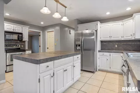 500 Clipper Rd, Springfield, IL 62711 photo 17