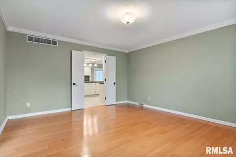 500 Clipper Rd, Springfield, IL 62711 photo 5