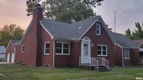 2101 Marland St, Springfield, IL 62702