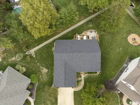 200 Gloucester Ct, Chatham, IL 62629 photo 52