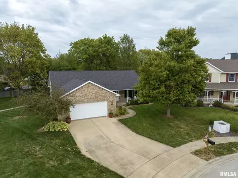 200 Gloucester Ct, Chatham, IL 62629 photo 54
