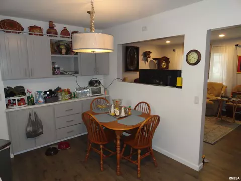 2420 Sutherland Rd, Springfield, IL 62702 photo 15