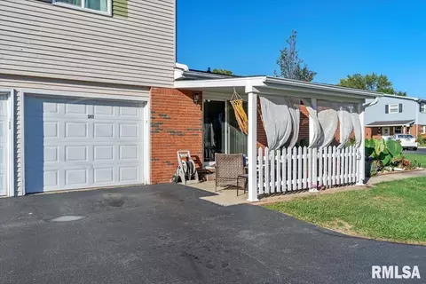 341 S Durkin Dr, Springfield, IL 62704 photo 23