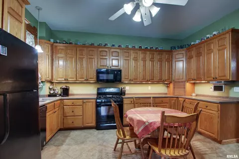1503 Spring St, Quincy, IL 62301 photo 9