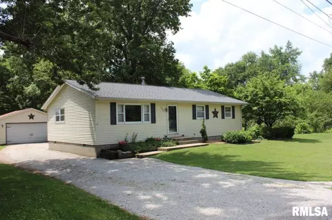 300 Mill St, Rochester, IL 62563