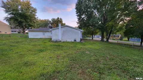 411 Willow St, Payson, IL 62360 photo 32