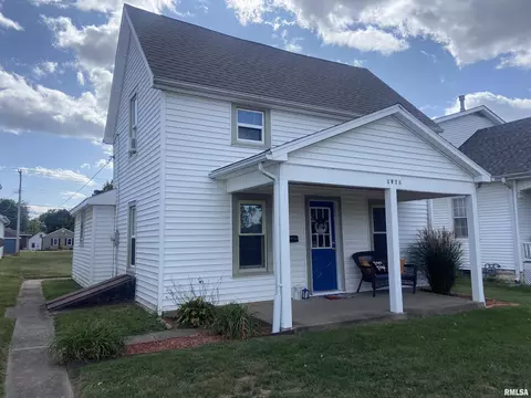 1936 Jefferson St, Quincy, IL 62301