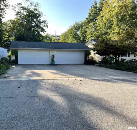 919 Johnson Ln, Springfield, IL 62702 photo 14