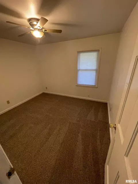 1832 Green Tree Rd, Springfield, IL 62703 photo 7