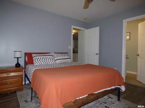 207 E Park St, Camp Point, IL 62320 photo 15