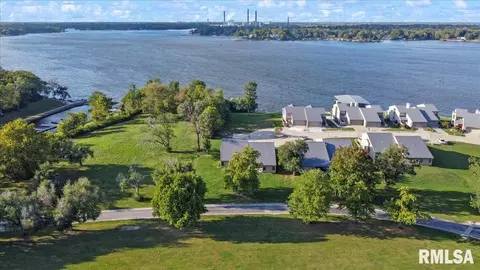 302 Harbor Point Pl, Springfield, IL 62712 photo 37